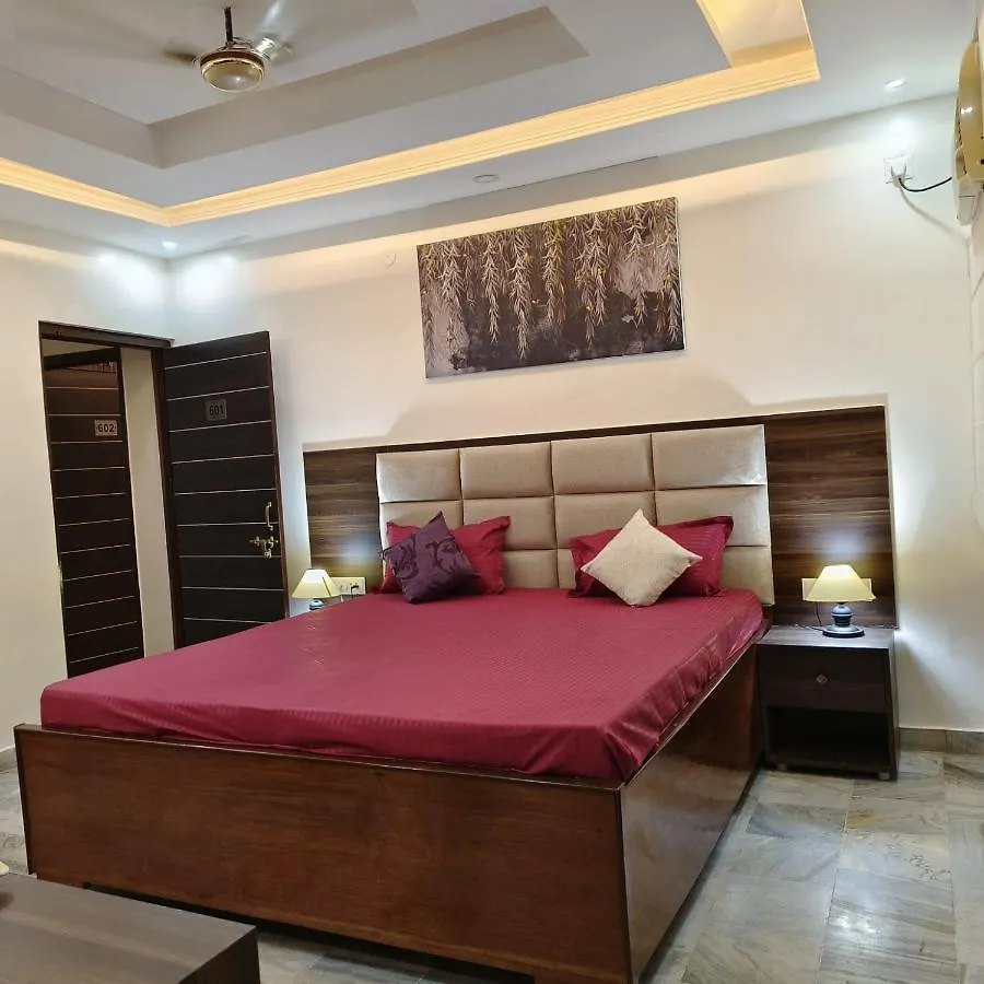Narayan Palace- Luxury Homestay Varanasi India